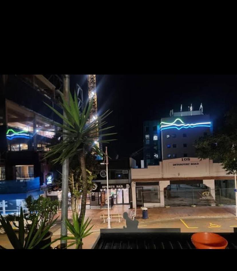Loft 109 Backpackers Hostel Tauranga Bagian luar foto