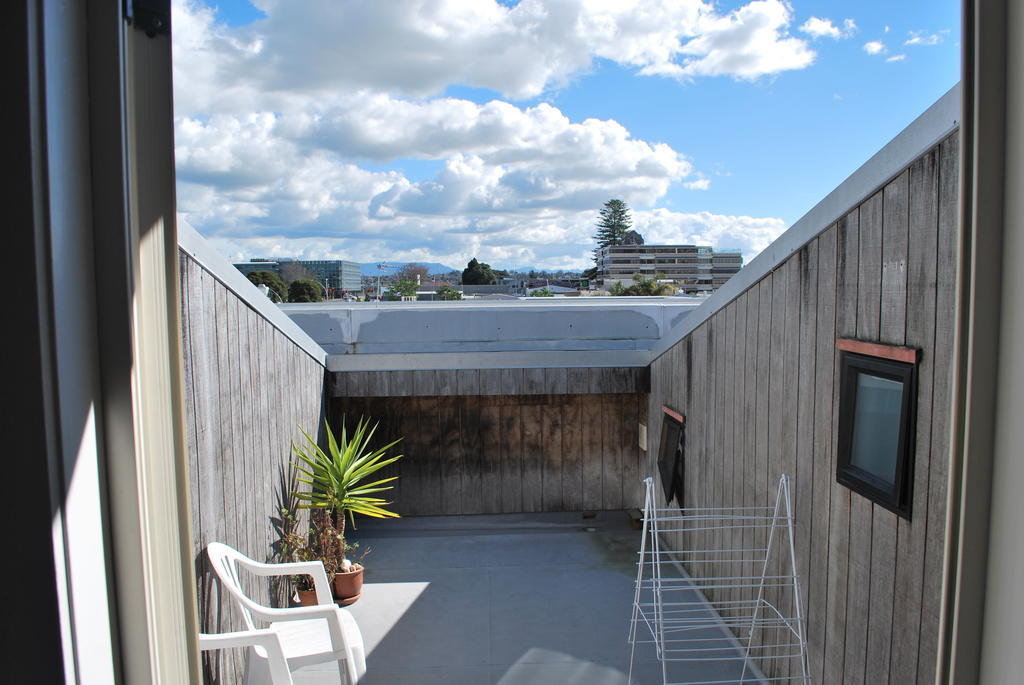 Loft 109 Backpackers Hostel Tauranga Bagian luar foto