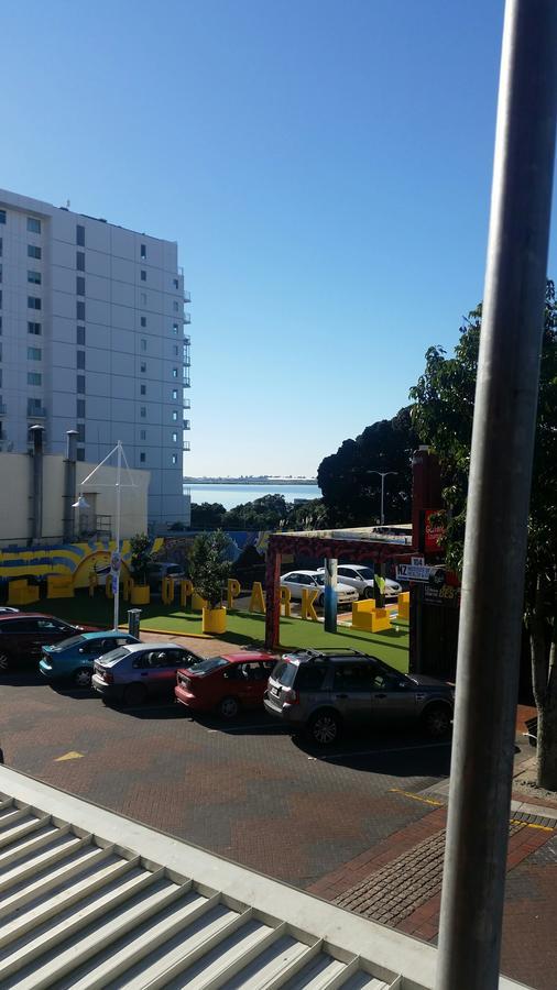 Loft 109 Backpackers Hostel Tauranga Bagian luar foto