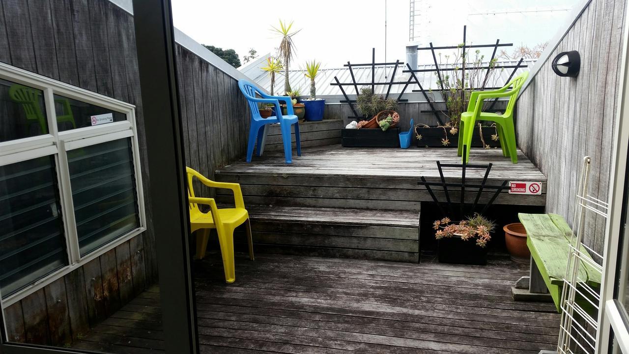 Loft 109 Backpackers Hostel Tauranga Bagian luar foto